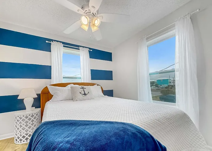 By The Bay With Free Activities Gulf Shores